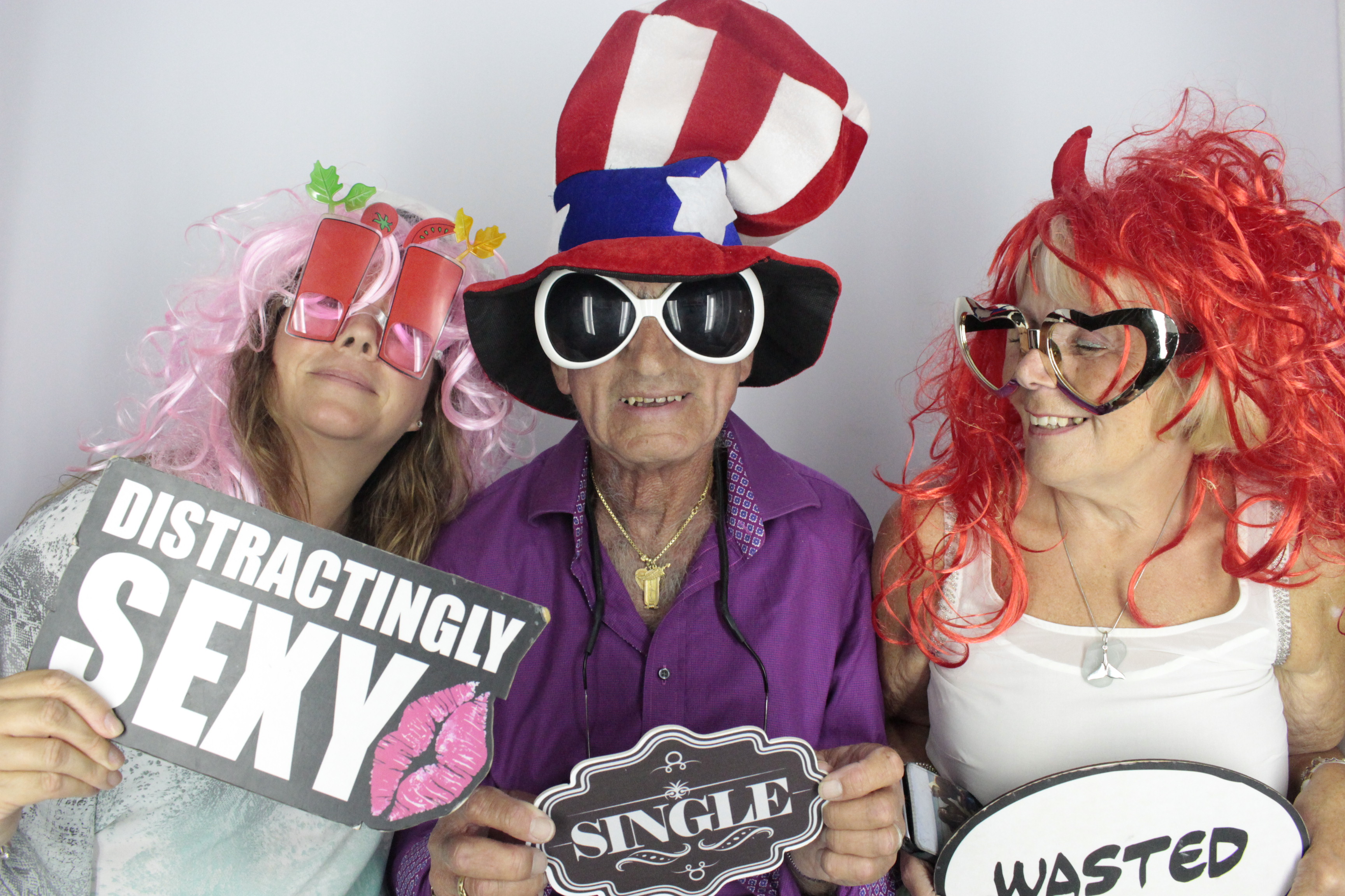 Nadine 40th Birthday  | View more photos from the event at gallery.myphotoboothexperience.co.uk/u/MyPhotoBoothExperienceLtd/Nadine-40th-Birthday